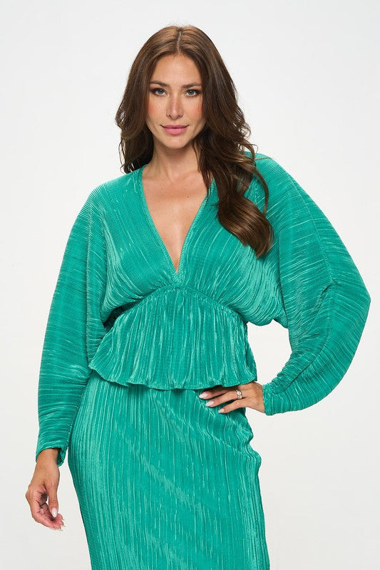 Plisse V neck Top with Balloon Dolman Sleeve
